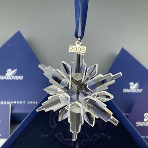 Swarovski crystal 2006 Christmas snowflake ornament